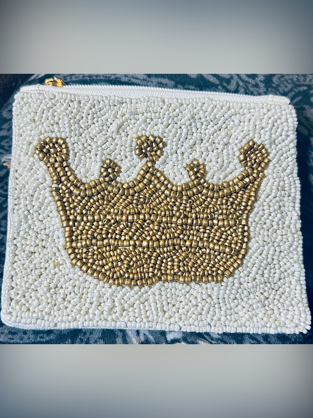 Beaded Coin Purse Gold Crown on White !  New! Queen
